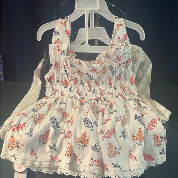 #80 - New 3 Piece Set (Dress / Cardigan / leggings) by the brand Little Lass. - Picture 1 of 12